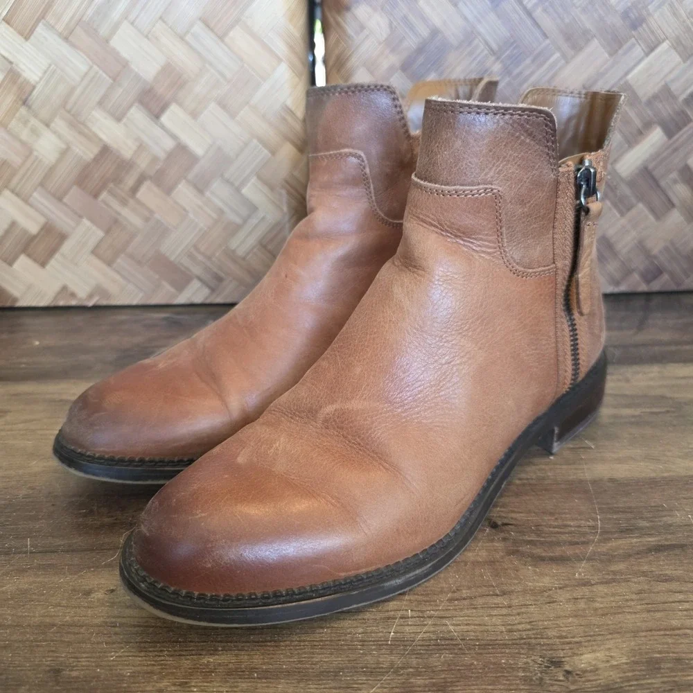 Franco Sarto Boots Women's Size 9M Brown Leather Booties Ankle Worn Halford